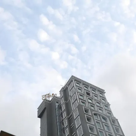 Cliffton Hotel Mumbai
