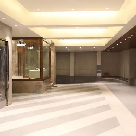 Cliffton Hotel Mumbai