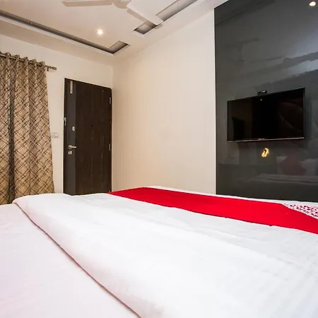 Oyo 37559 Al Haram Hotel Mumbai