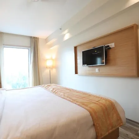 Cliffton Hotel 4*