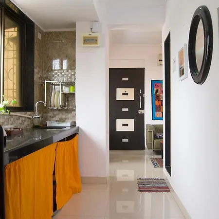 Connekthomes - Sea Views In Bandra Guest house 3*