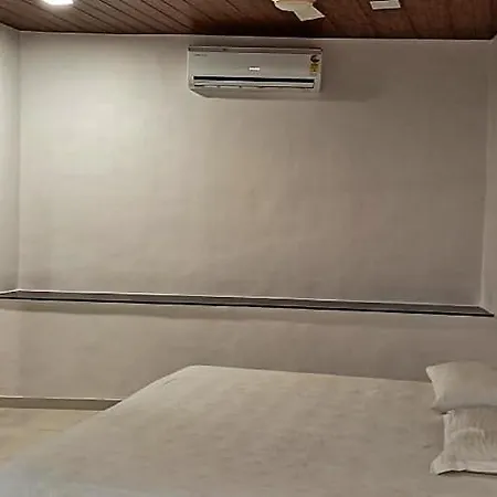 406, Dr Wade With Private Pool And Gazebo In Royal Palms Apartment *