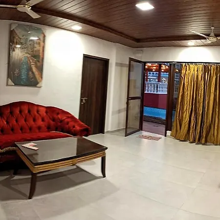 Apartment 406, Dr Wade With Private Pool And Gazebo In Royal Palms