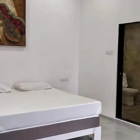 406, Dr Wade With Private Pool And Gazebo In Royal Palms Apartment *