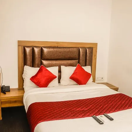 Hotel Babas Residency 3*