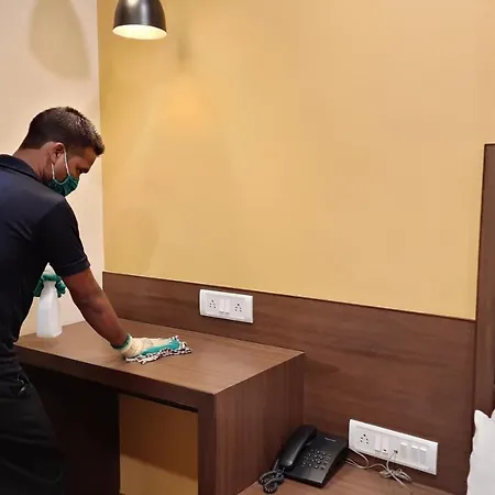 Hotel Amigo 2*