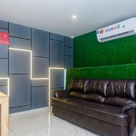 Hotel Riva International Goregaon- Near Nesco 3*