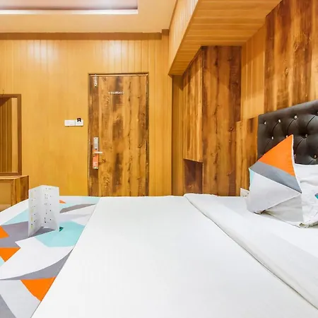 Fabexpress West Hotel