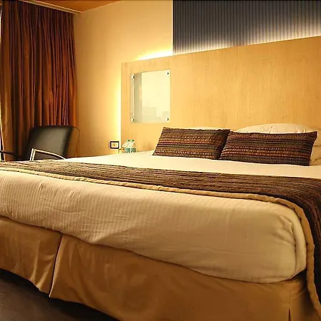Ramee Guesline Hotel, Dadar Hotel 4*
