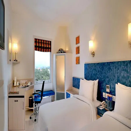 Grand Hometel A Sarovar