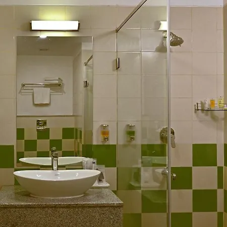 Grand Hometel A Sarovar
