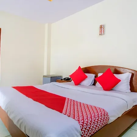 Oyo 66827 Island Club Hotel Mumbai