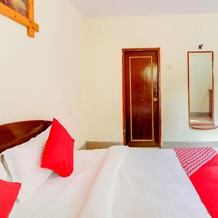 Oyo 66827 Island Club 3* Mumbai