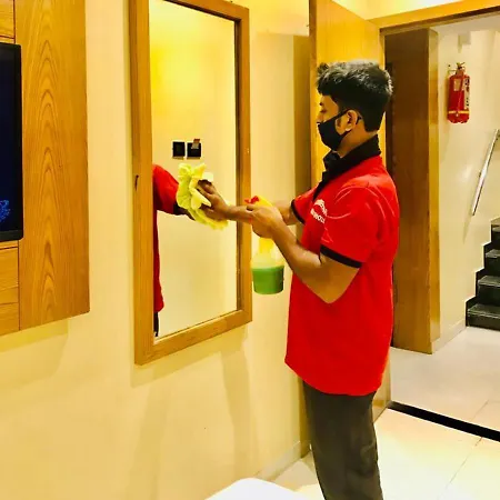 Residency Park Near Masjid Rly Station South Hotel 3*