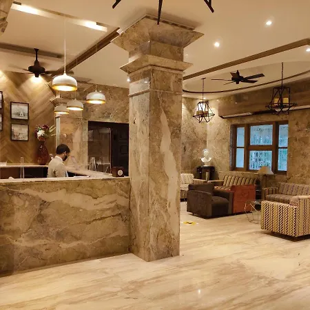 Grand - Ballard Estate, 3*