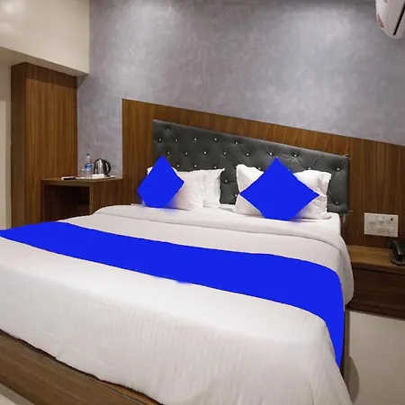 West - Andheri West Hotel