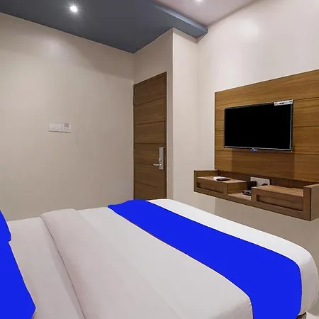 West - Andheri West Hotel