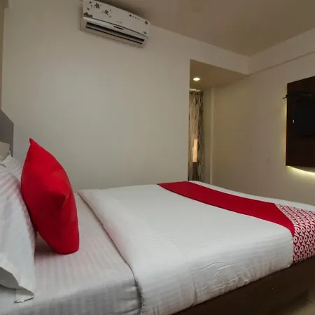 Hotel Oyo 37193 Vijay Sagar Deluxe 3*