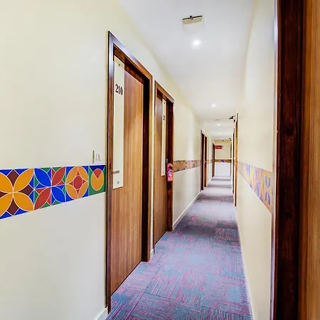 Hotel Fabhotel Hyson International Midc