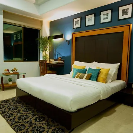 Hotel Manas Residency 3*