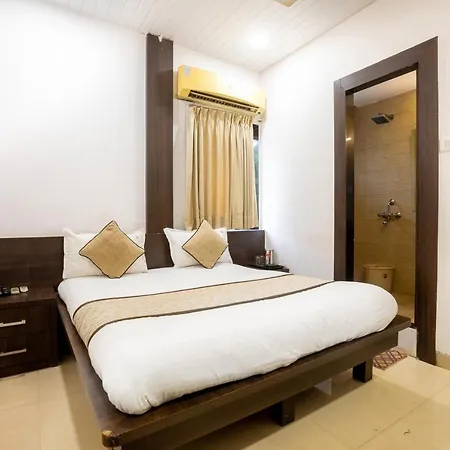 Victoria Hotel 2*