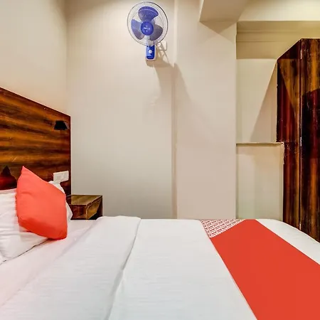 Hotel Oyo 43828 Zara