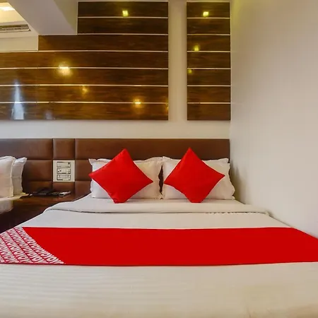 Hotel Oyo 28893 Gulf Mumbai