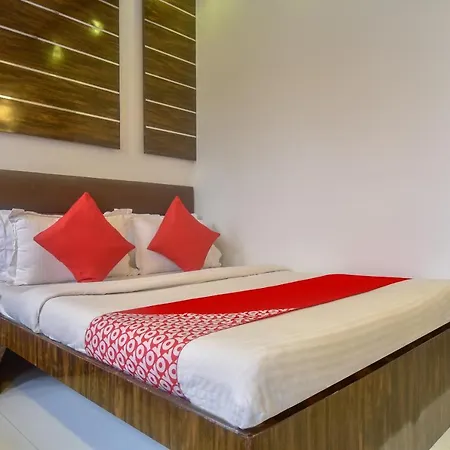 Oyo 28893 Gulf Hotel