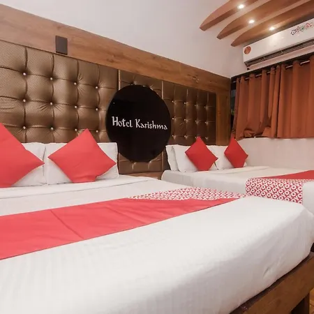 Hotel Vaccinated Staff - Oyo 22055 Dadar Residency