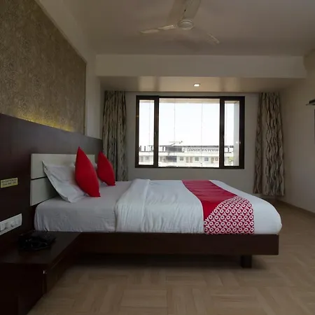 Oyo 37193 Vijay Sagar Deluxe