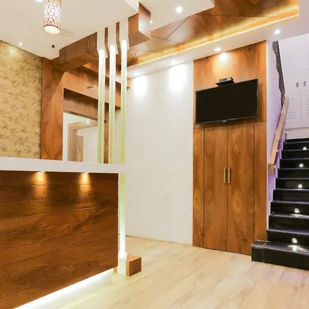 Amber Palace 3*