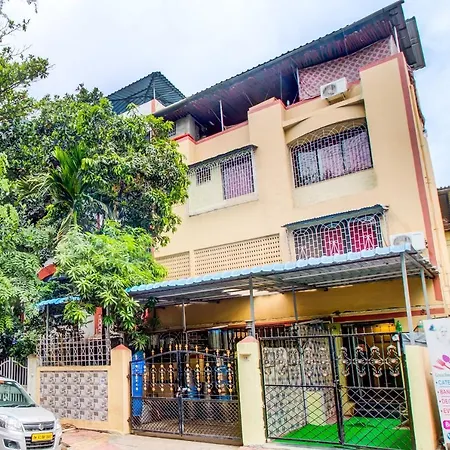 Oyo 41894 Vaishnavi Residency 3*
