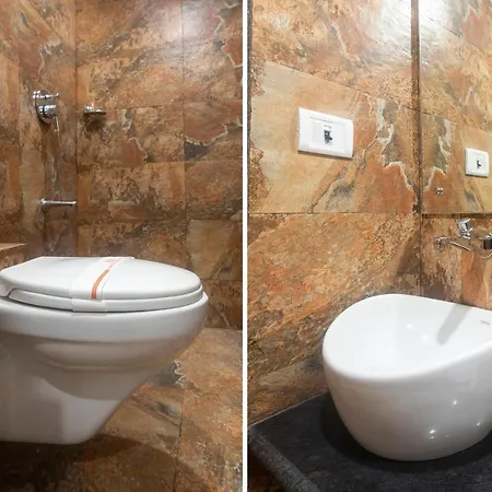 Capital O 68823 Baba's Residency Hotel 3*