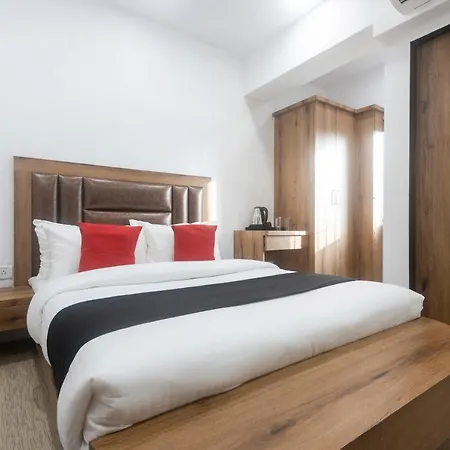 Capital O 68823 Baba's Residency Mumbai
