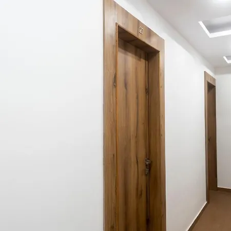 Capital O 68823 Baba's Residency 3* Mumbai