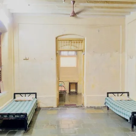 New Joshi Lodging House Mumbai