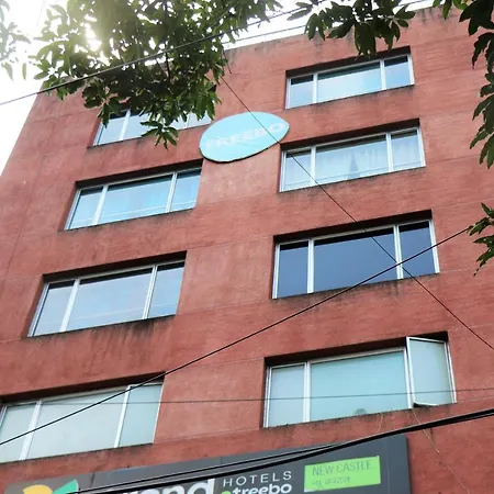 Hexhotel Castle New 3*