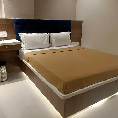 Elegance 2*