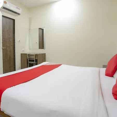Hotel Oyo Flagship 76107 Royce Executive Mumbai