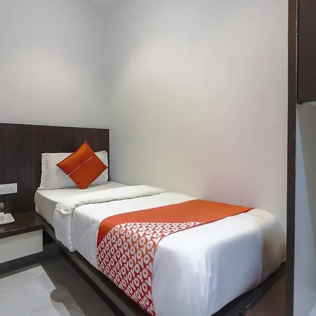 Flora Suites Hotel
