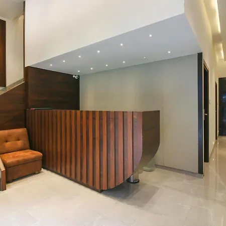 Hotel Flora Suites