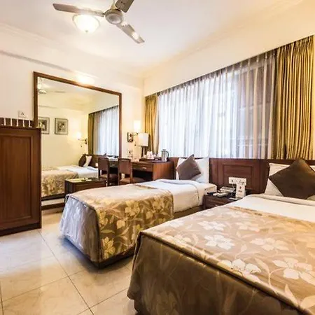 Royal Inn 3*