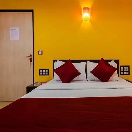 Fabhotel Annex Executive Hotel
