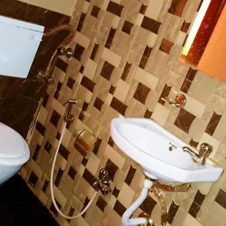 Hotel Grand Palace