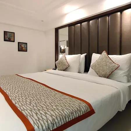 Supreme - Cuffe Parade Hotel