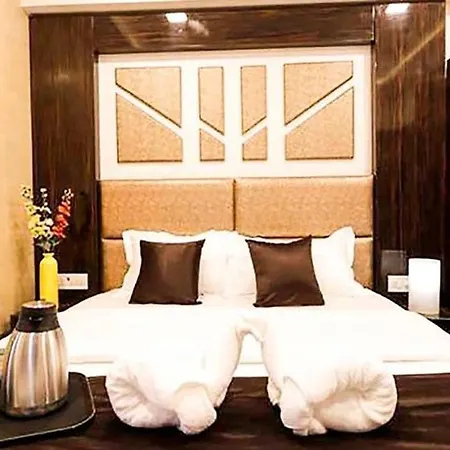 Hotel Fabexpress Annex Executive Andheri East 3*