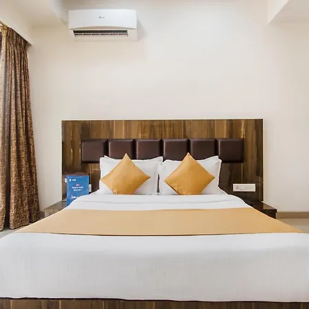 Hotel Capital O Konak Near Chhatrapati Shivaji International Airport