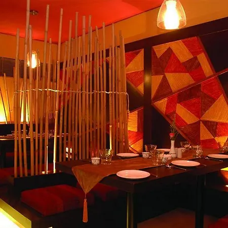 Ramee Guestline Khar 3*
