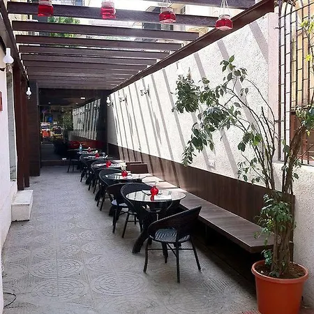 Red Palm Residency Hotel 2*