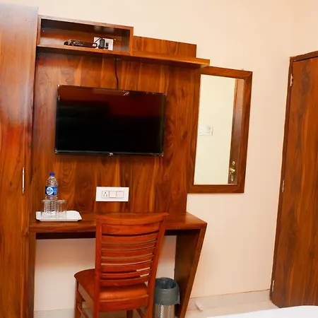 Nest And Rest Hotel 3*